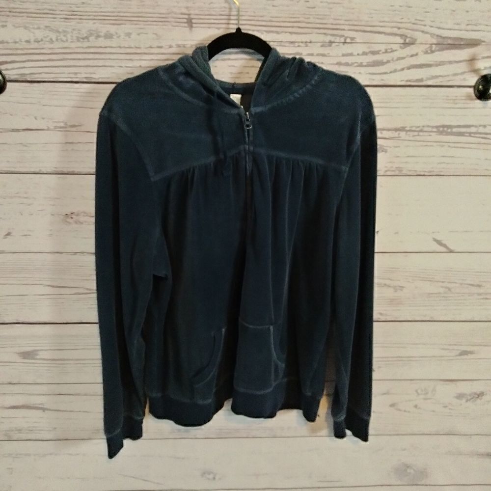 "Old navy" woman's zip up sweater